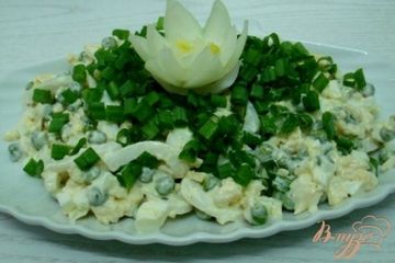 фото рецепта Салат из кальмаров с сыром