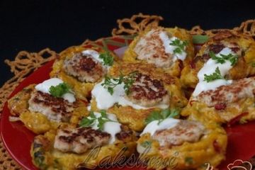 фото рецепта Оладьи из тыквы с куриным фаршем