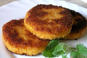 фото рецепта Морковно-апельсиновые котлеты с пшеничными хлопьями