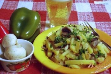 фото рецепта Жареный картофель с грибами и луком