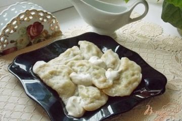 фото рецепта Вареники на кефире с грибами и картошкой