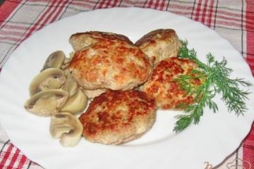 фото рецепта Котлеты с брокколи, сыром и кусочками филе