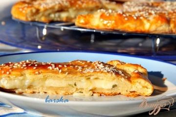 фото рецепта Творожная лепёшка с сыром