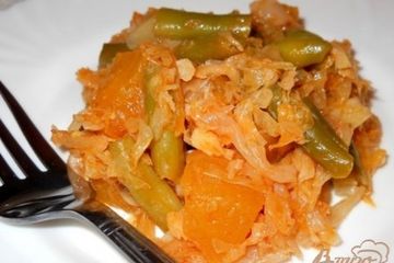 фото рецепта Капуста, тушеная с тыквой и стручковой фасолью