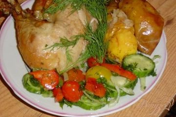 фото рецепта Курочка , фаршированная яблоками и лимоном