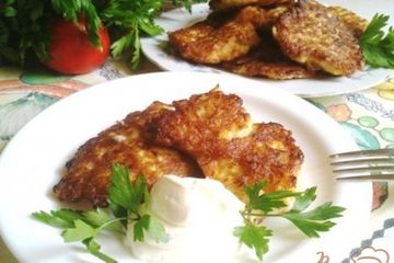 фото рецепта Оладьи из цветной капусты с сыром