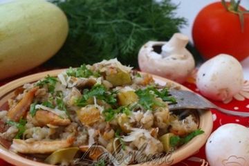 фото рецепта Орзотто с грибами, кабачками и курицей по-домашнему