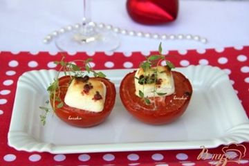 фото рецепта Помидоры, запечённые с козьим сыром