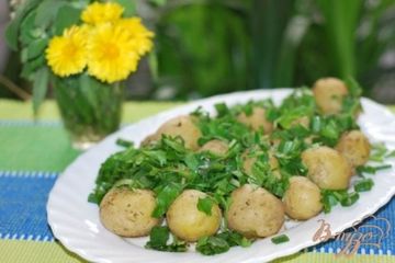 фото рецепта Картофель с пряными травами в микроволновке.