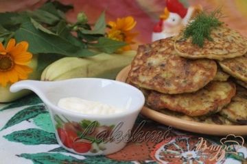 фото рецепта Кабачковые оладьи с шампиньонами