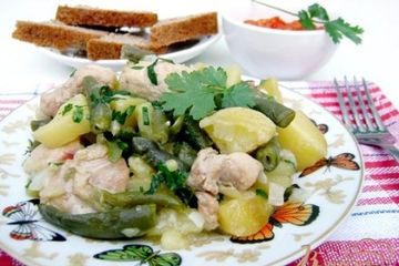 фото рецепта Рагу «Домашнее» со спаржевой фасолью и курицей