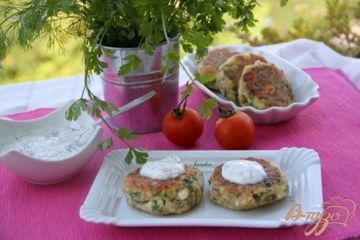 фото рецепта Сырники с баклажанами и зеленью