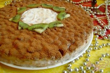 фото рецепта Йогуртовый торт с бананами и шоколадными шариками «Празничный»