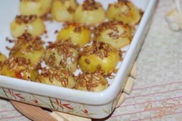 фото рецепта Картофель запечeнный с семечками Ароматный