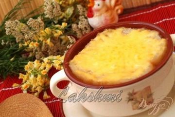 фото рецепта Томатный суп с сырной корочкой