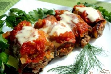 фото рецепта Рулетики из баклажан с мясом.