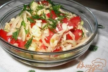 фото рецепта Салат из капусты с помидорами По-Михайловки