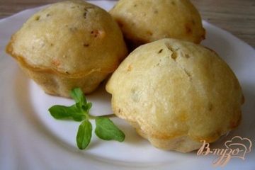 фото рецепта Закусочные маффины с томатами