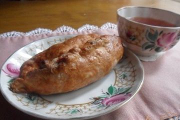 фото рецепта Пирожки с рисом, яйцом и зелёным луком