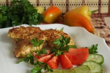 фото рецепта Куриные котлеты с яблоками и кукурузной крупой