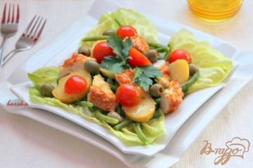 фото рецепта Теплый салат из курицы с картофелем и спаржевой фасолью