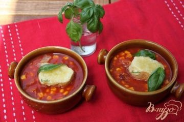 фото рецепта Быстрый томатный суп с кукурузой и беконом