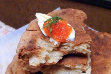 фото рецепта Сырные лепёшки из цельнозерновой муки с ДорБлю на кефире.