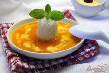 фото рецепта Фруктовый суп-пюре с заварным соусом и рисом.