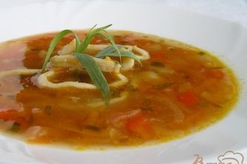 фото рецепта Суп с кальмарами и эстрагоном