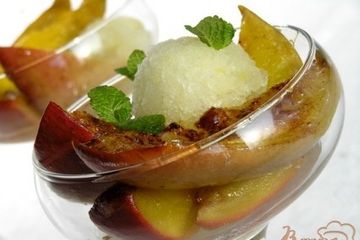 фото рецепта Печеное манго с корицей и мороженым