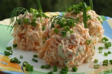 фото рецепта Салат из творога с морковью