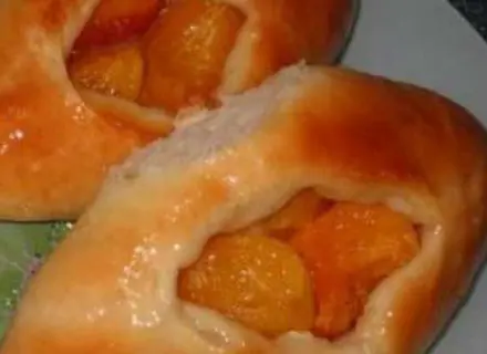 Пирожки с урюком