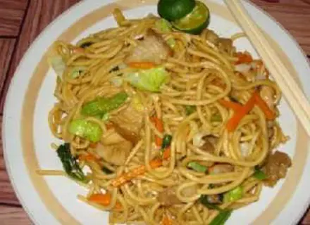 Панцит Гуанчжоу (Pancit Guanjou)