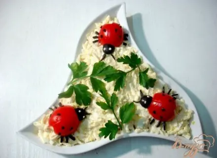 Салат из сырочков