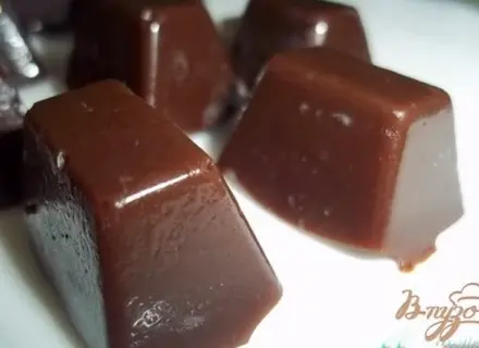 Шоколадные ириски на топленом молоке