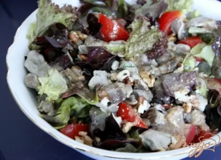 Перигорский салат. Salade perigourdine.