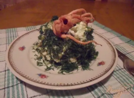 Салат с морским коктейлем